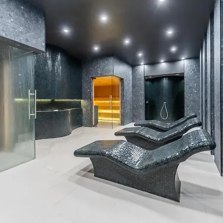 Polanki Aqua Nielimitowany Dostęp Do Basenów - Miejsce Postojowe Free *